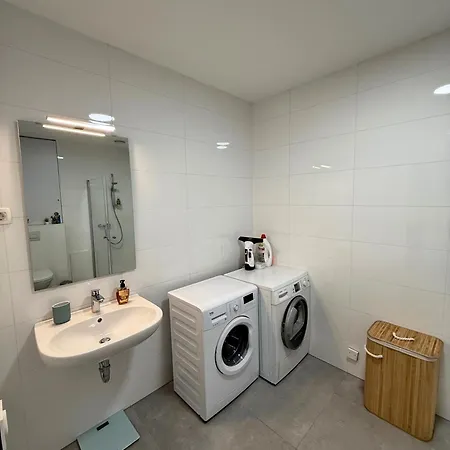 Sunrise Den Where Mornings Shine * Bled