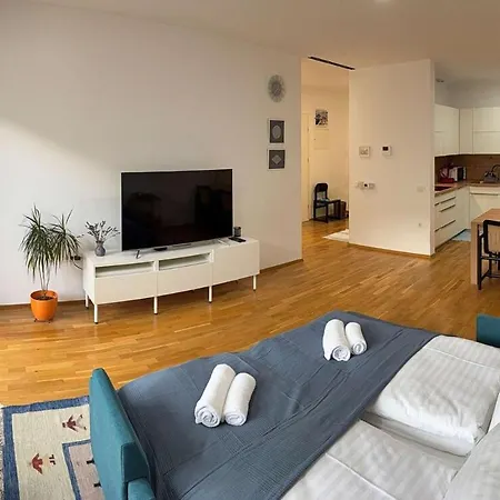 Apartman Sunrise Den Where Mornings Shine