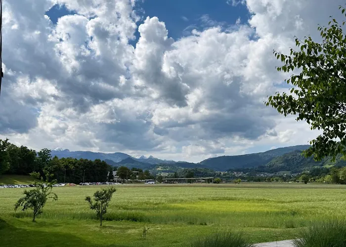 Sunrise Den Where Mornings Shine Διαμέρισμα *