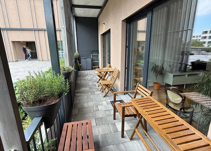 Sunrise Den Where Mornings Shine Διαμέρισμα